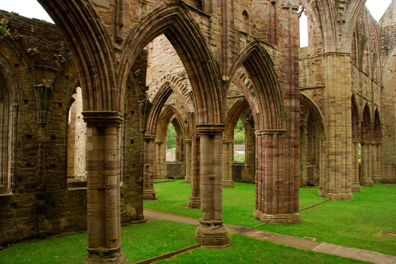 Tintern Abbey www.bluemesablog.com