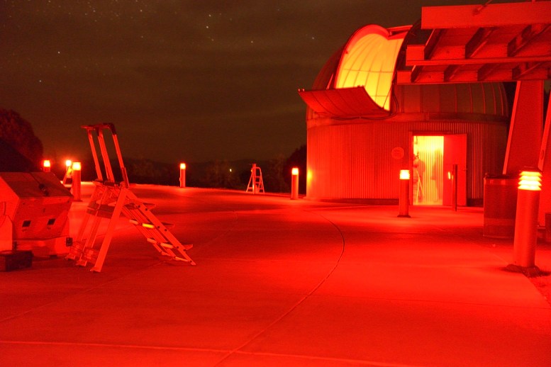 west Marfa, Texas www.bluemesablog.com