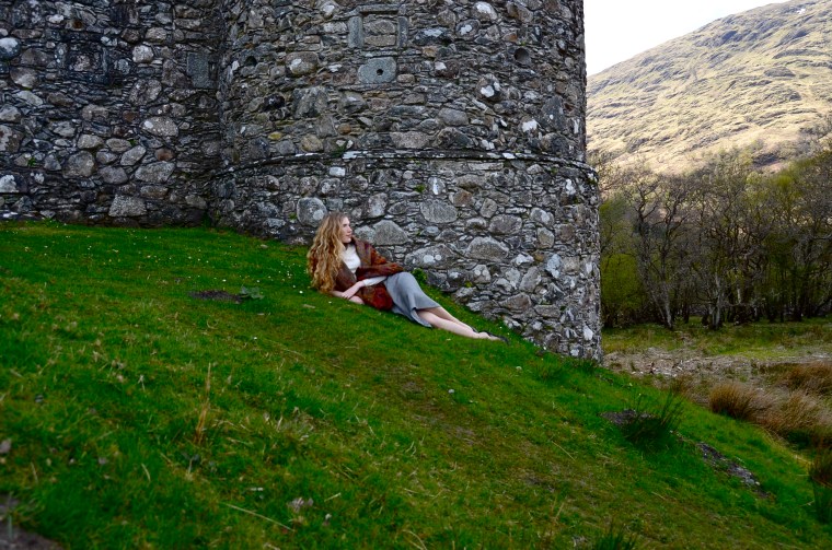 Kilchurn Castle, Loch Awe, Scotland www.bluemesablog.com