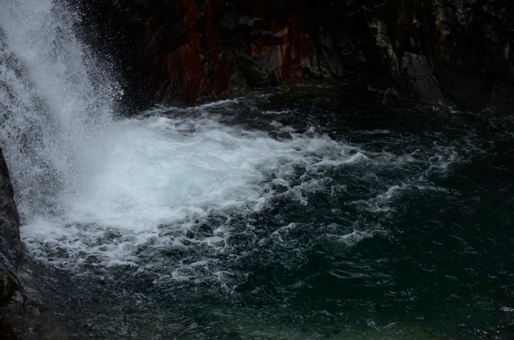 The Fairy Pools, Skye www.bluemesablog.com